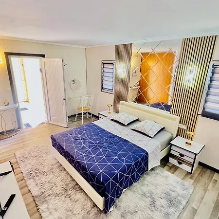 Loft Moderne&calme ,grand écran 75 Et Grand Parking Appartamento *